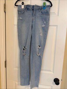 Levi's Light Blue Distressed Skinny Jeans